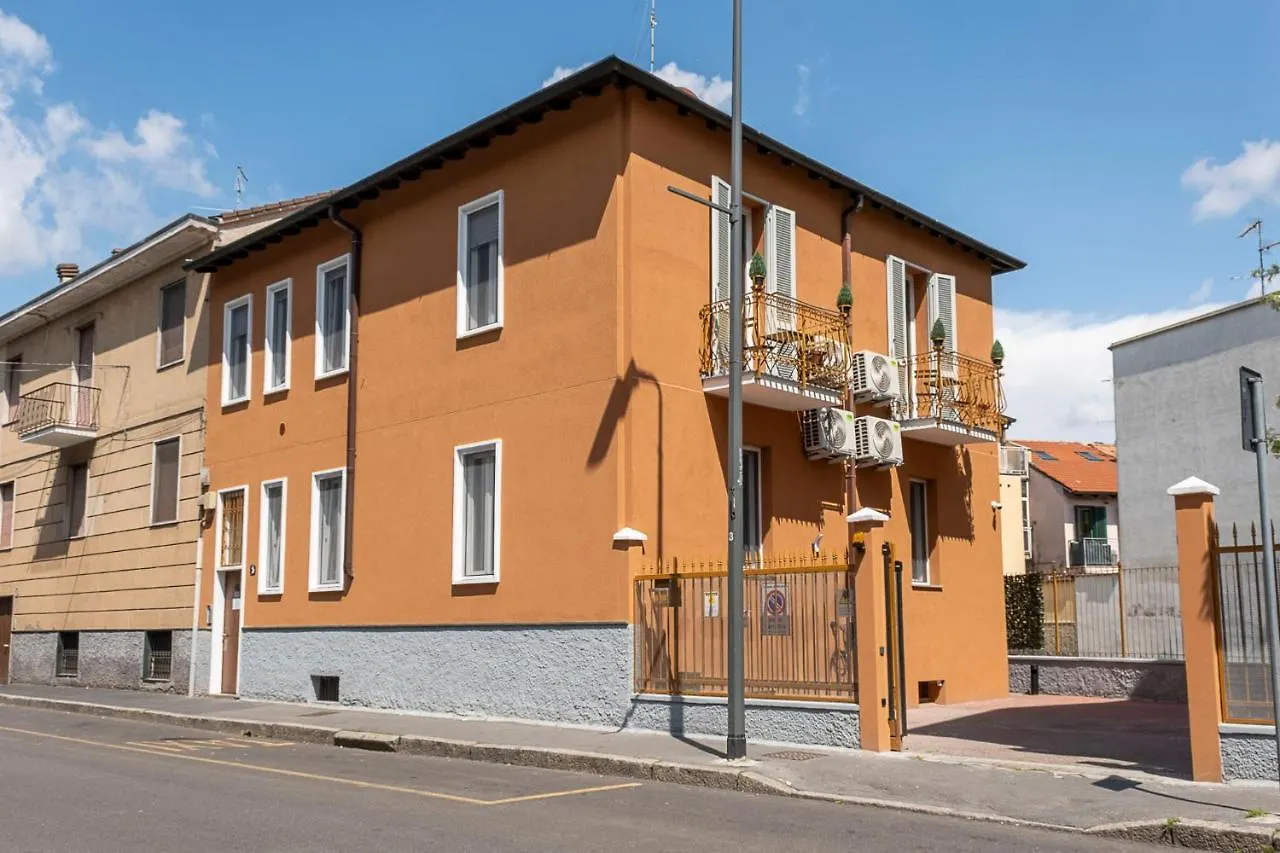 Leader Apartment 2 - Monzino - Hockey Msg Arena - Linate - Милан