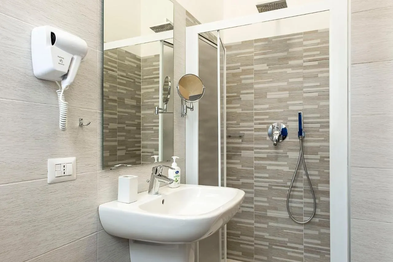 Leader Apartment 2 - Monzino - Hockey Msg Arena - Linate - Μιλάνο 0*,